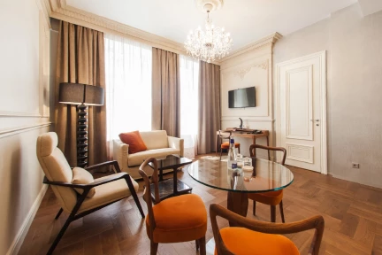 фото - Отель Амурский 5* в Иркутске