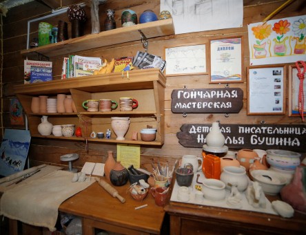 Эмоциональное шоу в усадьбе Тюрюминых, пос. Листвянка