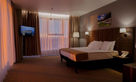 LUXE (TWIN/DBL) одноместное/двухместное/трехместное размещение