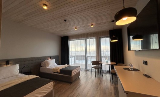 Номер семейный делюкс в доме с видом на Байкал