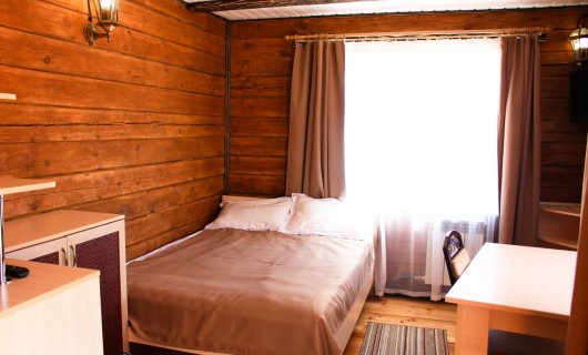 Гостиница «Нерпёнок», 2й этаж балкон без вида/балкон с видом