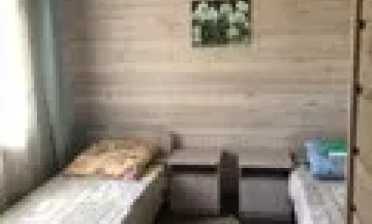 Размещение "Комфорт улучшенный " 4-х местный отдельно стоящий благоустроенный дом №11 с плитой