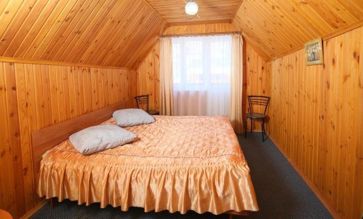 Апартаменты на 4 человек (1 номер)