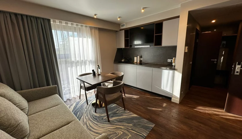 Nuur Hotel 4* в Иркутске